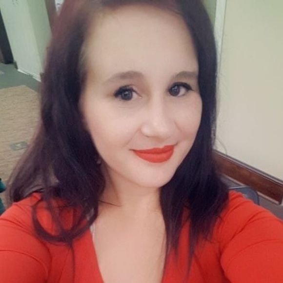 Meet your Posher, Cassie - Picture 1 of 1